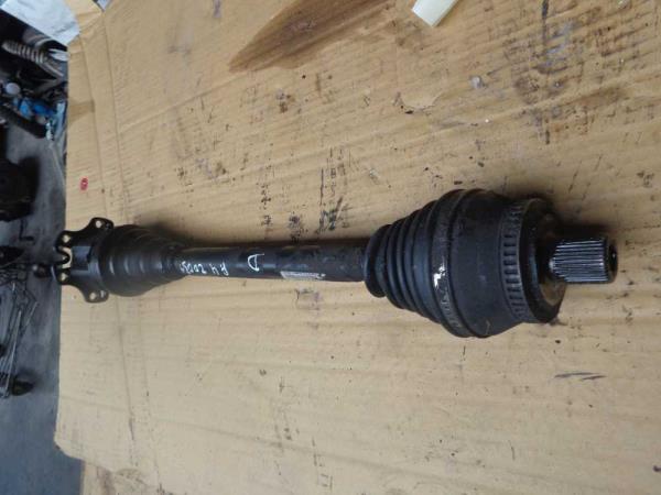 CARDAN DROIT AUDI A4 2001+ 1.8 20V.T/ 1.9TDI/ 2.4 30V.V6/ 2.5TDI 24V V6 / 3.0 30V V6 - Vue 1